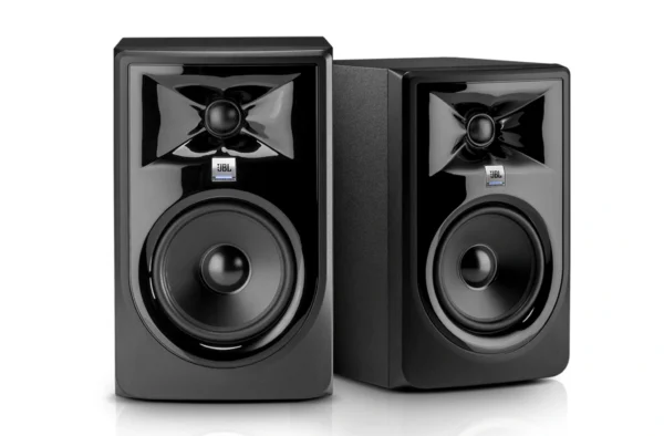 Bafle Activo Monitor Estudio JBL 305P MKII 2 Vías Woofer 5" Bi Amplificado 82W RMS - Image 4